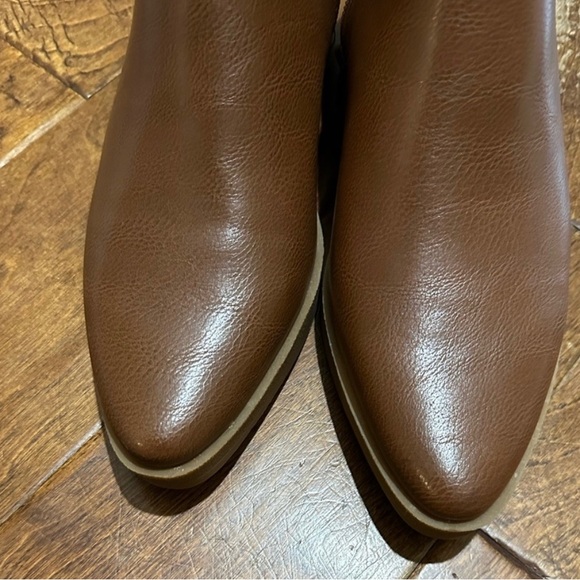 Frye and Co Ilisha booties - Picture 3 of 7